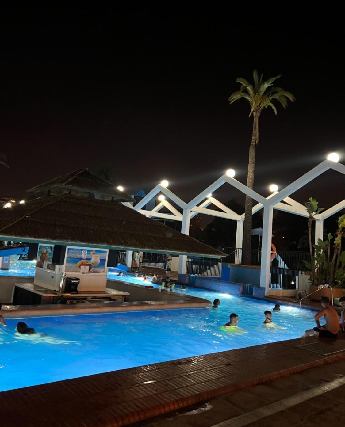 Benal Beach Apartment 베날마데나코스타 외부 사진